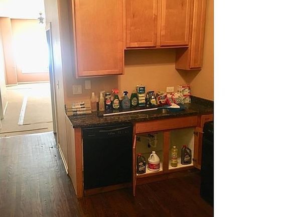 2nd image of 3042 W Lexington St #1