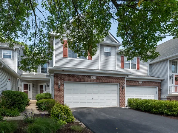 321 Ridge Rd, North Aurora, IL 60542