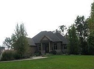 2641 River Bluff Dr, Spring Valley, OH 45370