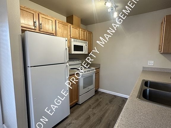 4th image of 1805 E Overland Rd #3023