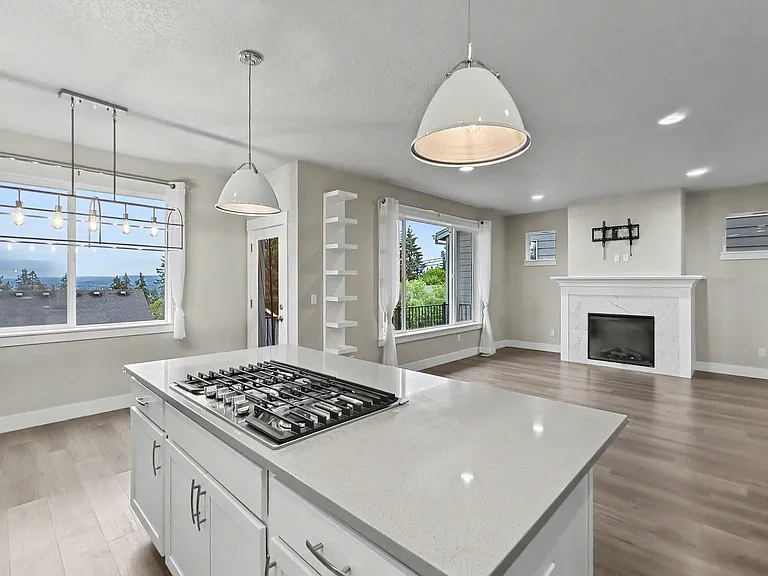 17555 SW Sunview Ln — Photo 11