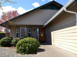 1330 George Tweed Blvd, Grants Pass, OR 97527