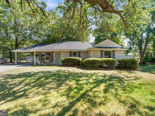 108 Shannon Ln, Centerville, GA 31028