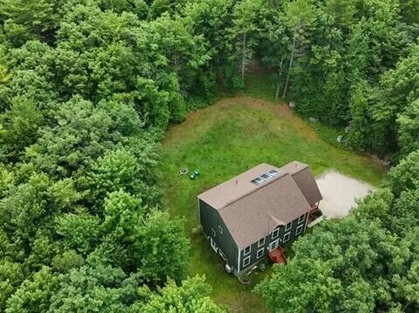 141 Bradbury Street, Lewiston, ME 04240