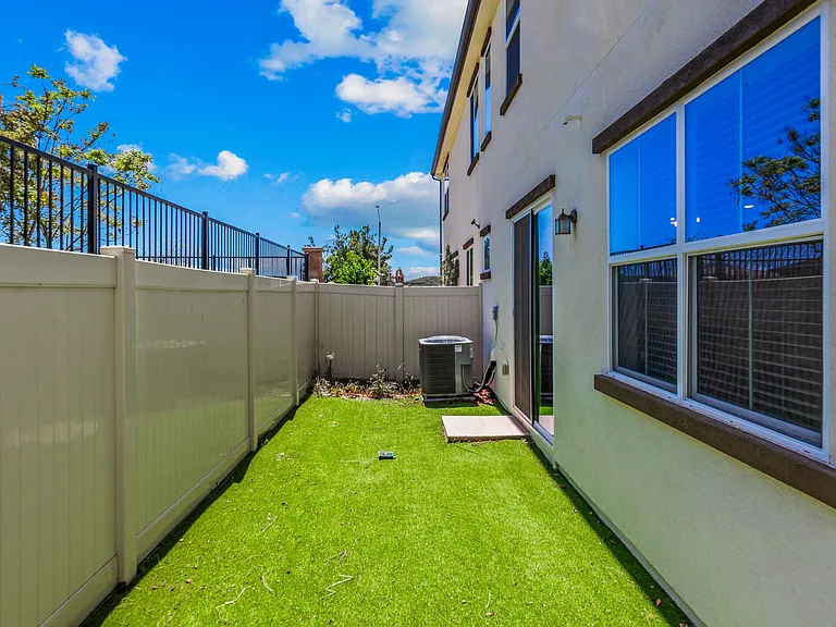 35924 Neala Ln — Photo 24