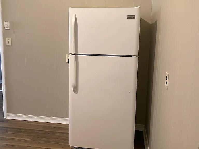 110 Evergreen Ln #3 — Photo 16