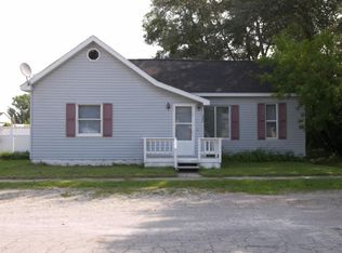 309 S Van Etten St, Pinconning, MI 48650