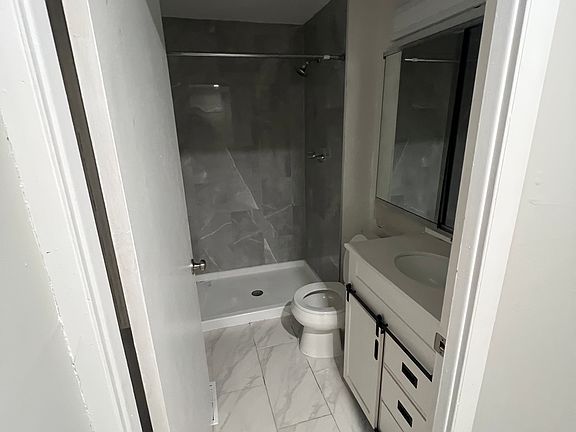 3rd image of 12749 Midwood Ln