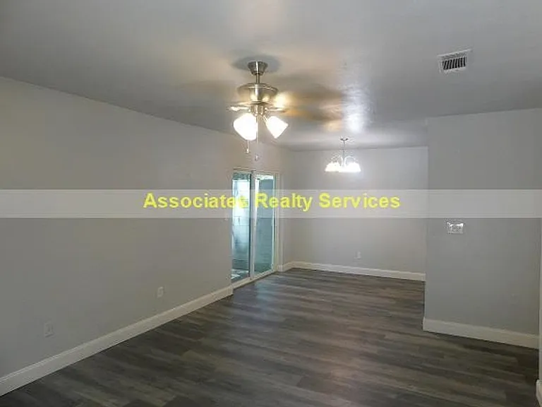 7215 SW 42nd Pl — Photo 14