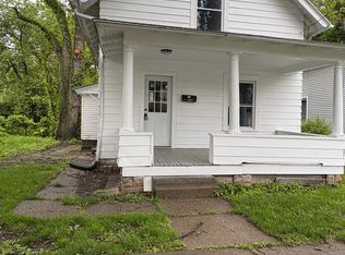 818 1st St SE, Massillon, OH 44646
