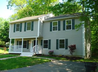 6 Martin Pl, Kenvil, NJ 07847