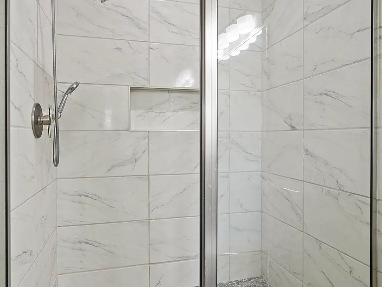 15220 Apex Ct — Photo 21