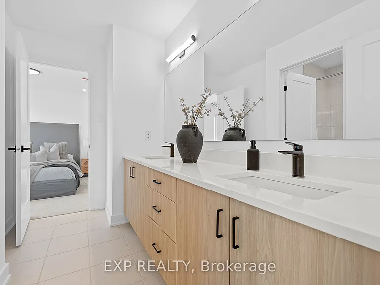 495 Duvernay Dr — Photo 31