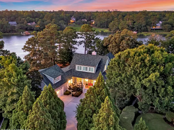 800 Shell Point Place, Wilmington, NC 28405