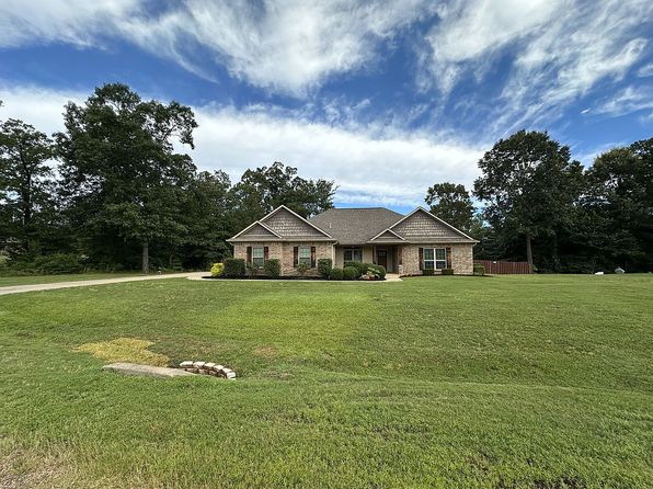 22 Heritage Blvd
