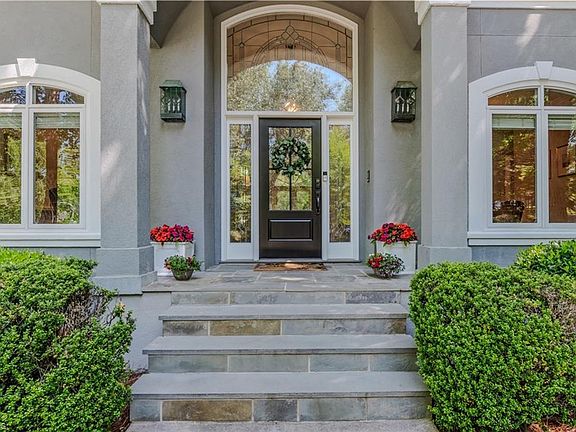 4th image of 1513 Barrington Way Ct