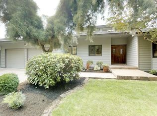 3152 Emerald Pl, Eugene, OR 97405