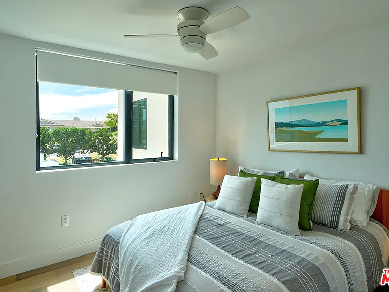 6208 Tapia Dr #B — Photo 11