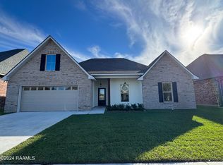 117 Arrowwood Rd, Youngsville, LA 70592