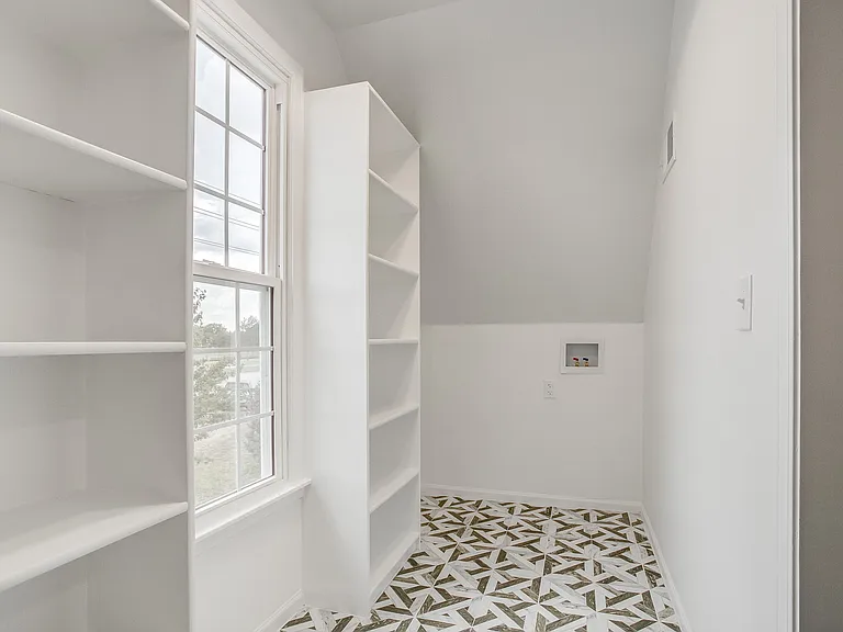 101 SW View High Dr — Photo 43