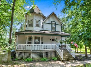100 NE Pink Hill Rd, Blue Springs, MO 64014