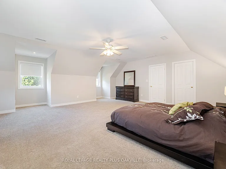 43 Ravina Cres — Photo 35