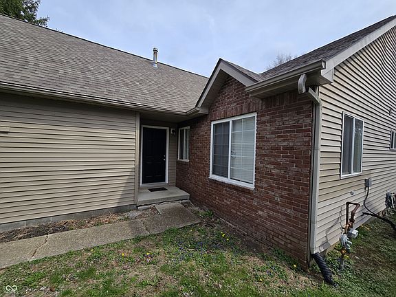 2nd image of 11059 Cornell St