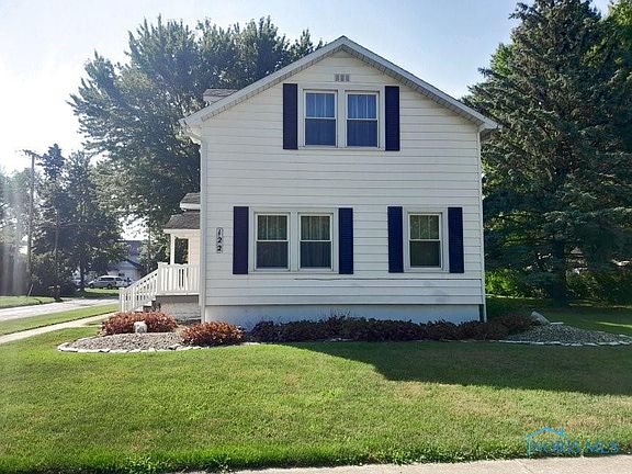 2nd image of 122 E Cornelia St