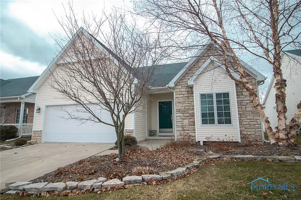 2266 Falling Waters Ln photo 1