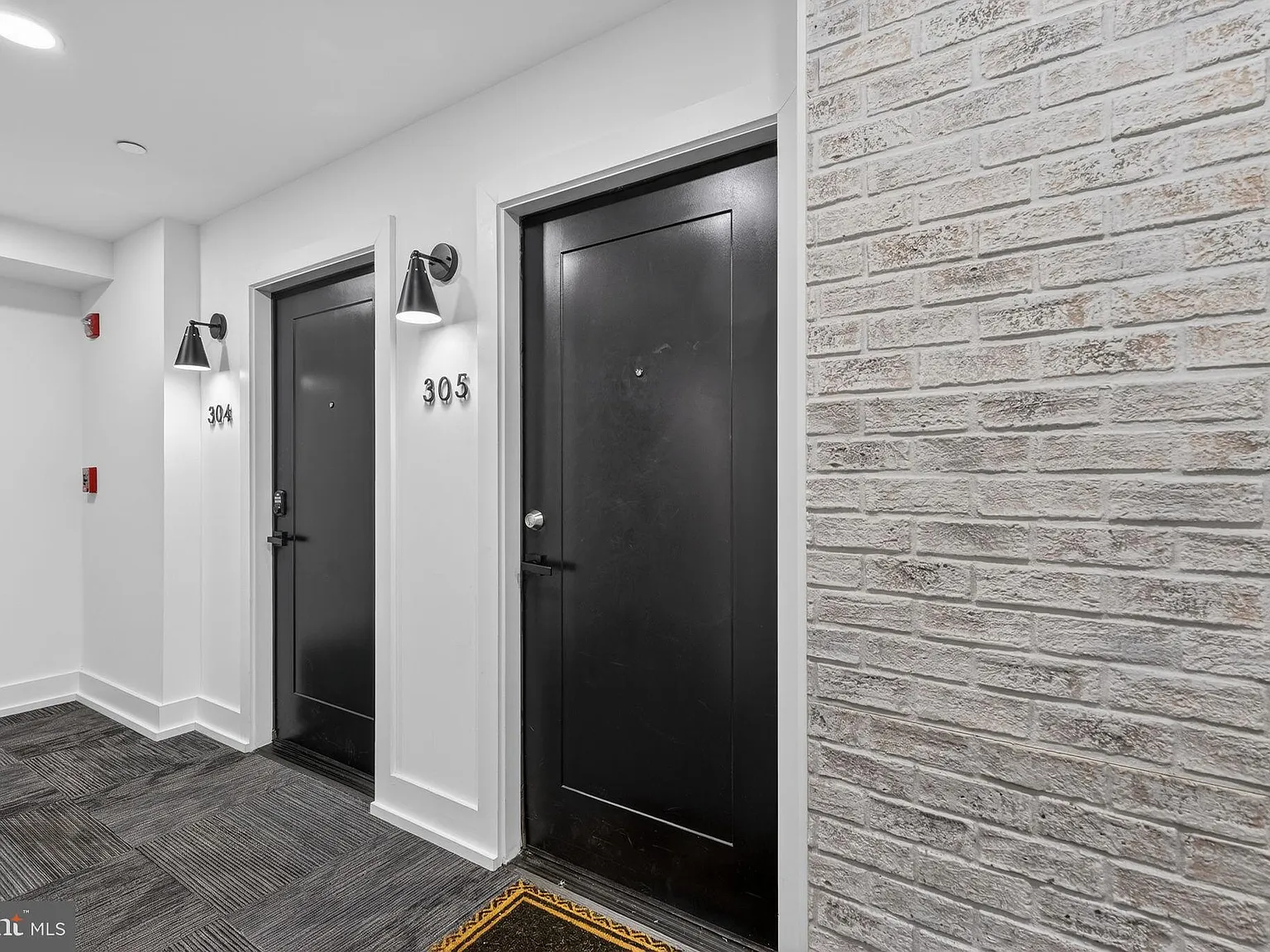 1 bed, 1.0 bath, 573 sqft, $2,600 — Photo 2