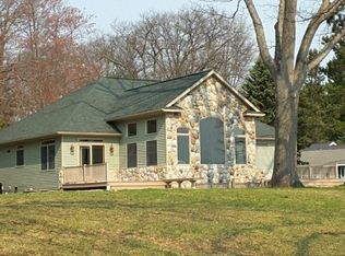 3022 W Higgins Lake Dr #K, Roscommon, MI 48653