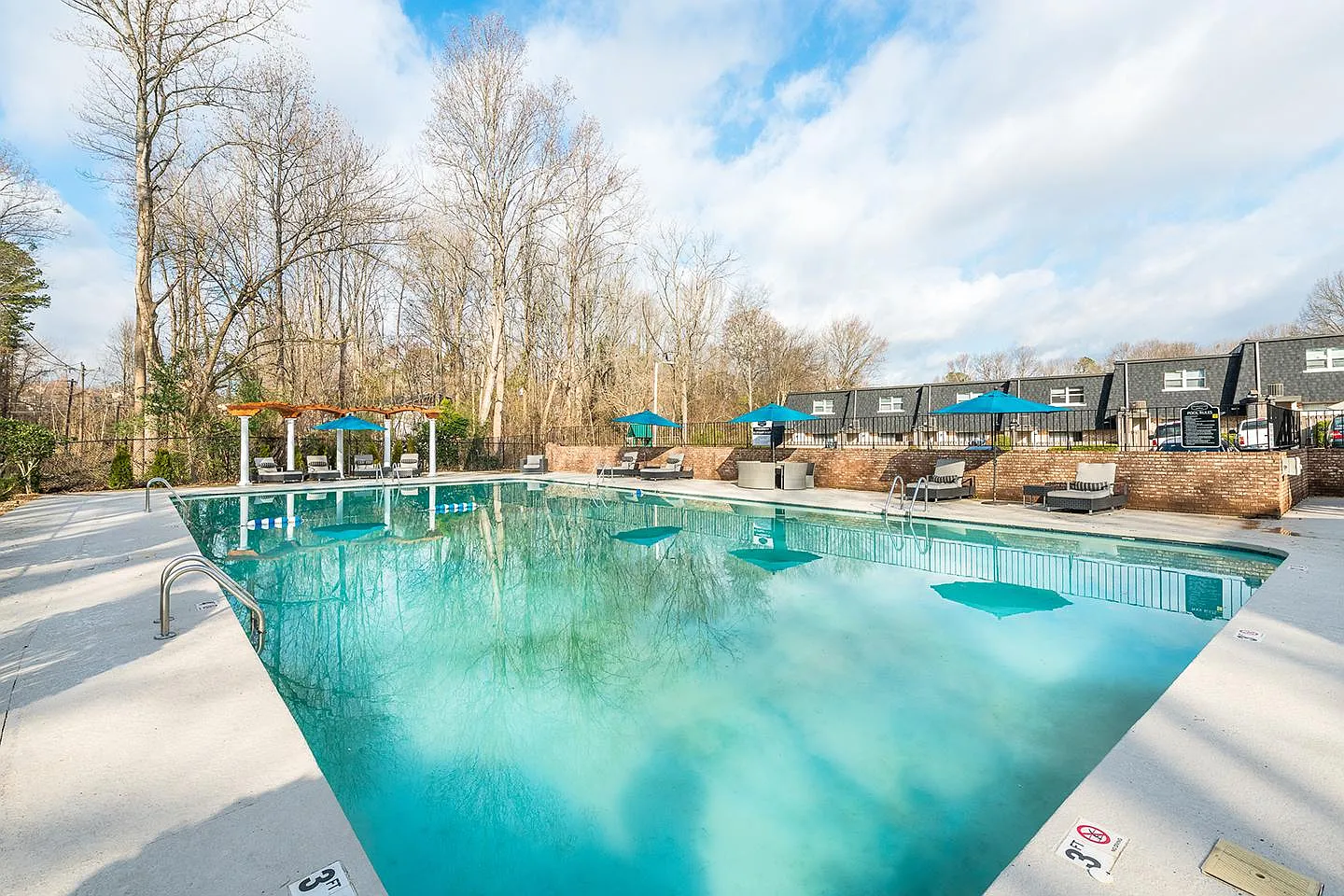 Crown Point Townhomes — Photo 4