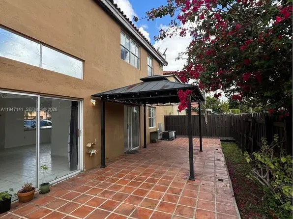 8417 NW 1st Ter, Miami, FL 33126