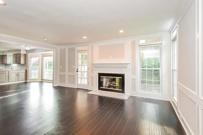 1502 Oakmoor Pl — Photo 6