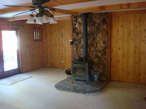 Wood stove