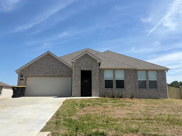 30 Plantation Dr, Mayflower, AR 72106