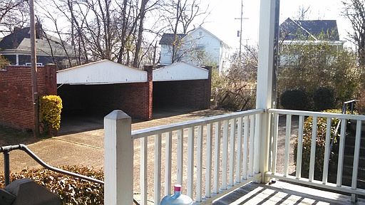 3rd image of 712 Forest Ave APT 02