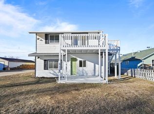 320 2nd Ave, Newcastle, WY 82701
