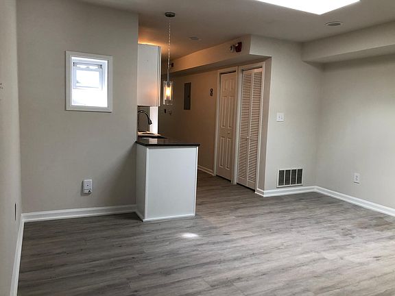 3rd image of 1322 N 17th St #3R