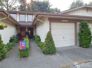 16020 Village Green Dr UNIT B, Mill Creek, WA 98012