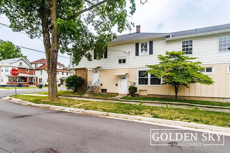 4 bed, 2.0 bath, $1,250 — Photo 3