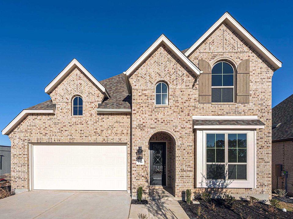 1st image of 136 Fountain Grass Dr