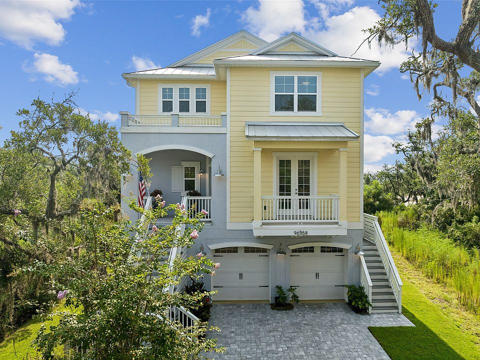 1st image of 96558 Compass Point Dr