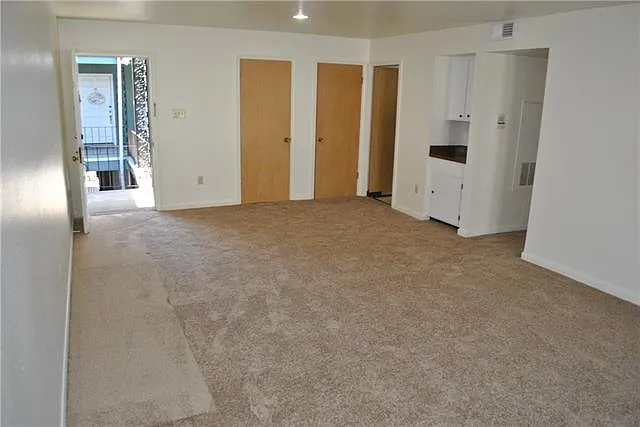 1419 Milan St #206 — Photo 8