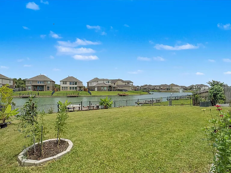 24414 Tesino River Cir — Photo 44