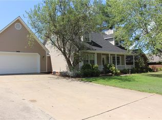 2408 Crosshill Rd, Fort Smith, AR 72908