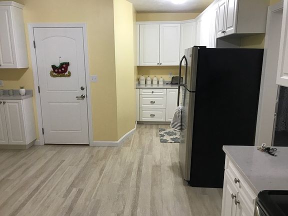 2nd image of 10 Quincy Ave #1