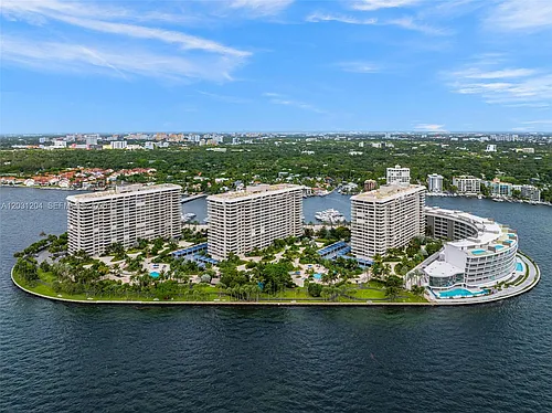 3 Grove Isle Dr Photo 1