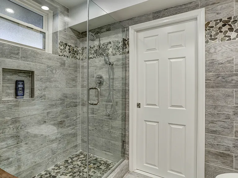 821 Tewkesbury Pl NW — Photo 26