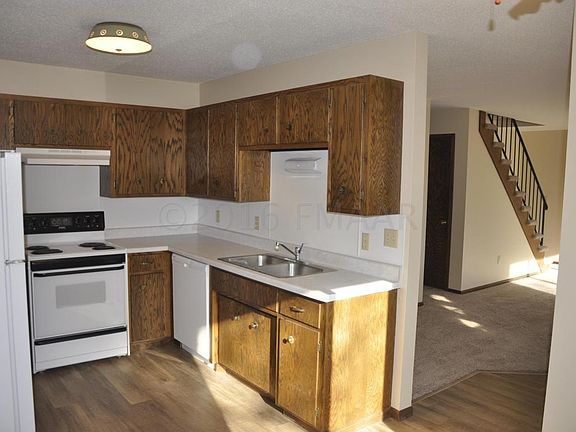 2nd image of 938 5th Ave W Suite A